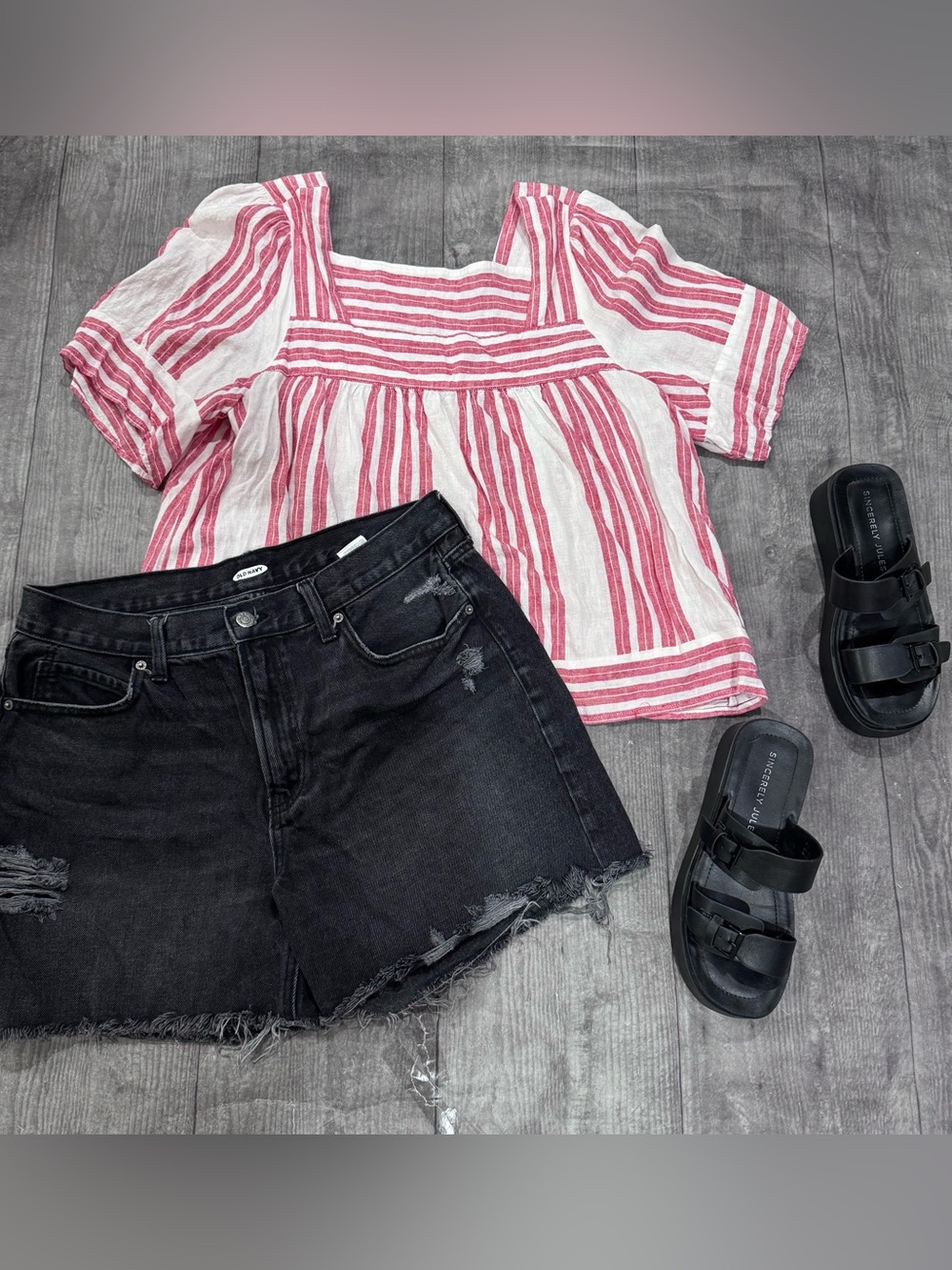 Old Navy Striped Square-Neck Women’s Linen Top in Red and White